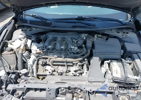 2016 Nissan Altima 3.5 Sl/3.5 Sr z USA, uszkodzony, nr VIN 1N4BL3AP3GC121102